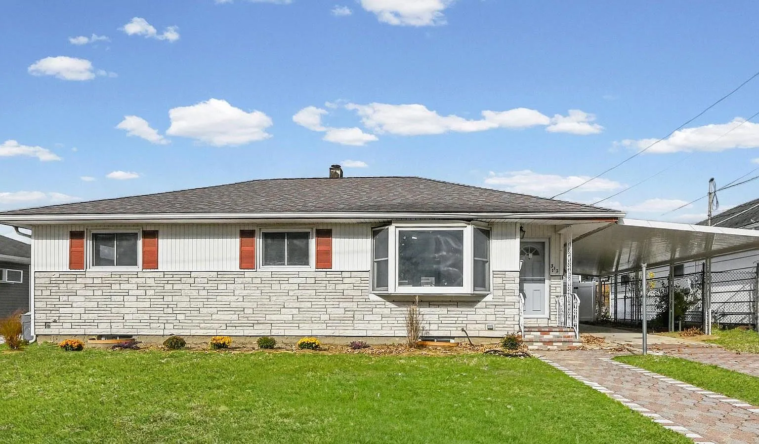 312 Coventry Road S, West Hempstead, NY 11552